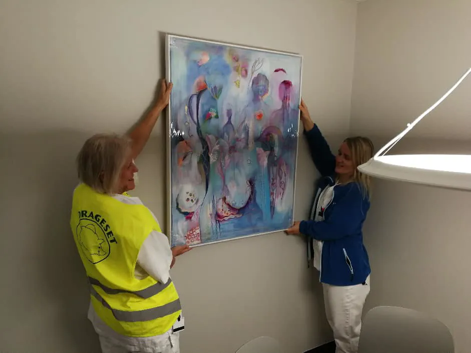 A few girls painting