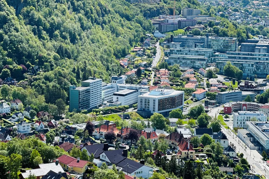 Dronefoto av Haraldsplass