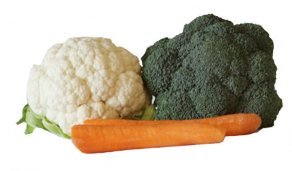 En tallerken med grønnsaker og en brokkoli