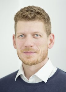 En mann med skjegg